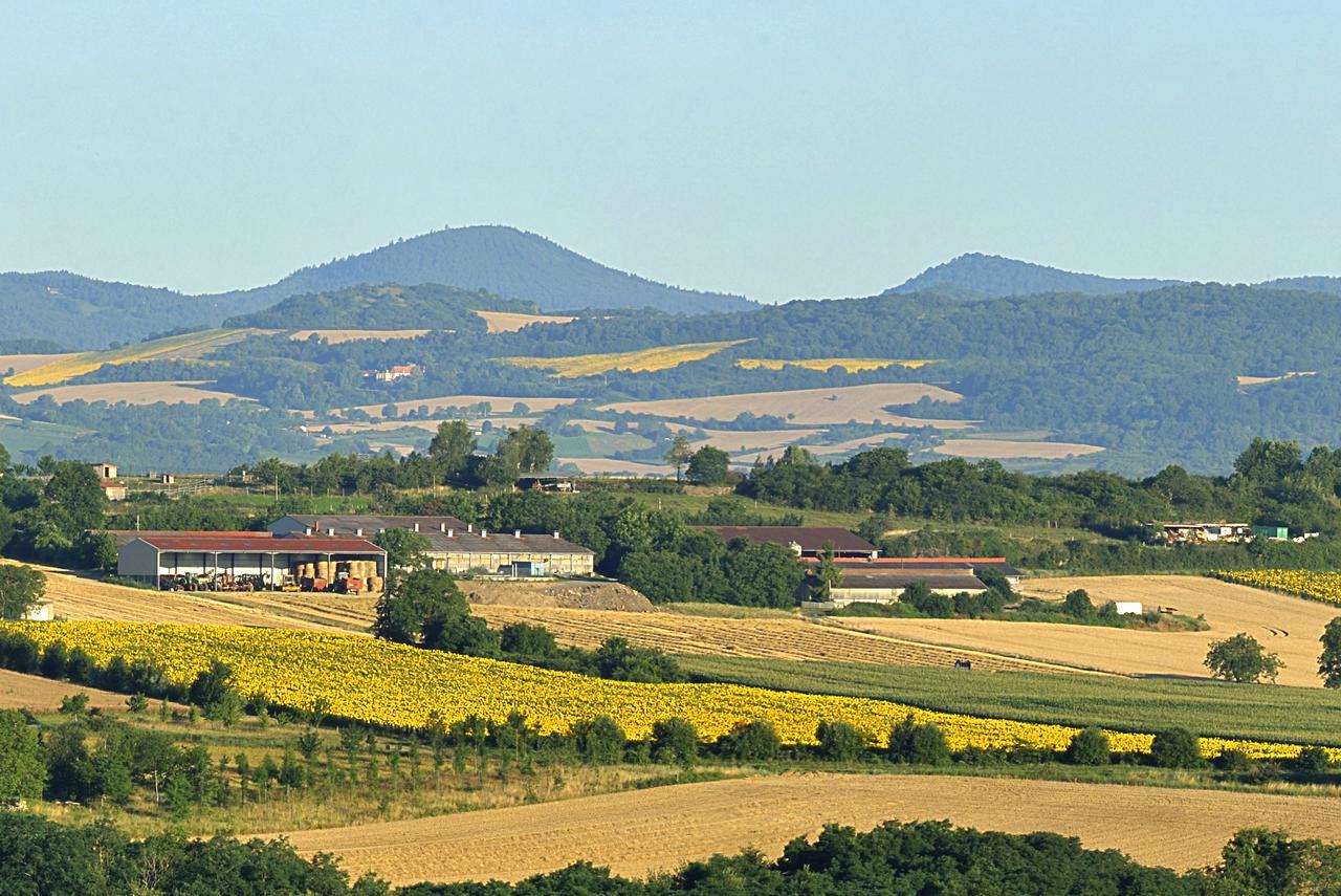 Vvf Villages   Les Volcans D'auvergne